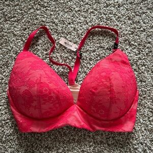 Victoria’s Secret 32DD bra lace bra Body by Victoria bra lightly lined